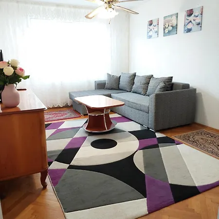 Buget Apartment *