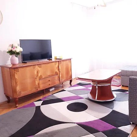 Buget Apartment